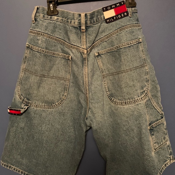 Tommy Hilfiger Shorts - Picture 3 of 3